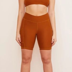 NWT Wolven Turmeric Biker Shorts with pockets